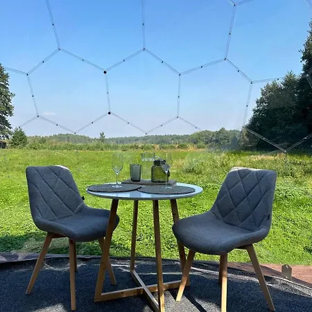 Paradiesufer Am Campingplatz *