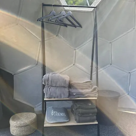 Campingplatz Paradiesufer Am *