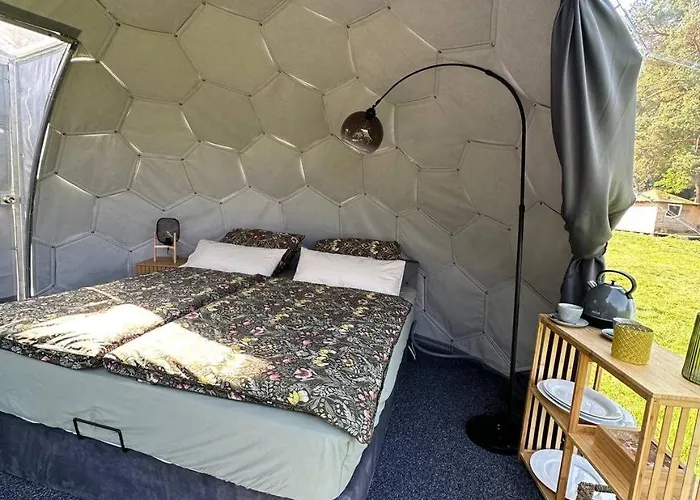 Paradiesufer Am Camping